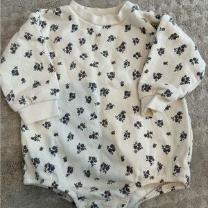 Colored Organics Sweatshirt Romper with Flowers 12-18 months